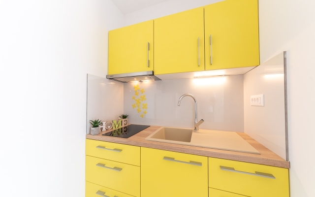 Apartment Renci - great location & sea view: A1 Bol, Island Brac