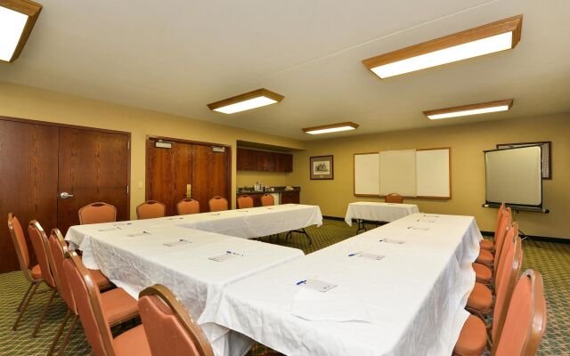 Holiday Inn Express & Suites Phoenix - Tempe by IHG