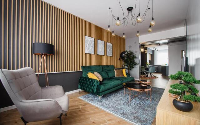 Central Designer Loft at EAS Residence