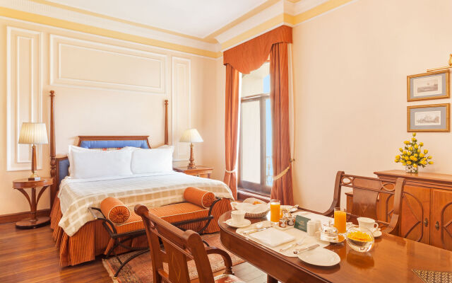 The Oberoi Grand Kolkata Hotel