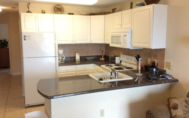 Grand Caribbean 425 by RedAwning