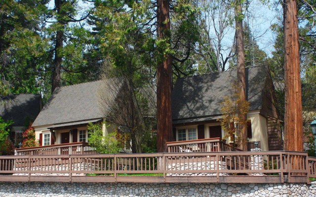 Saddleback Inn