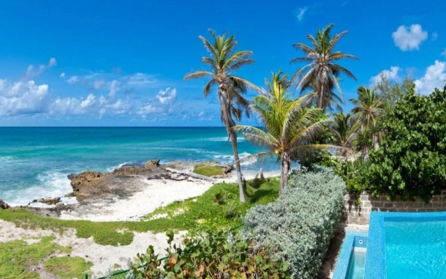 Sunny Vacation Villa 11