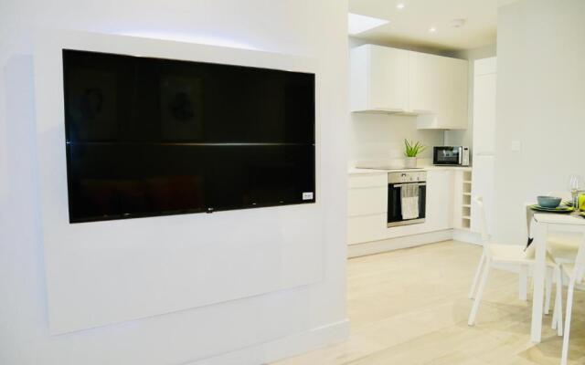 Beautiful Brand New Apartment near the BEACH