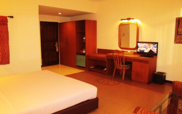 Losari Beach Inn