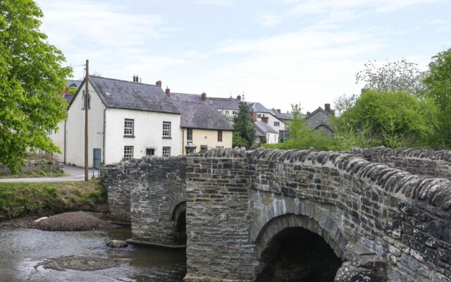 Castle Cottage