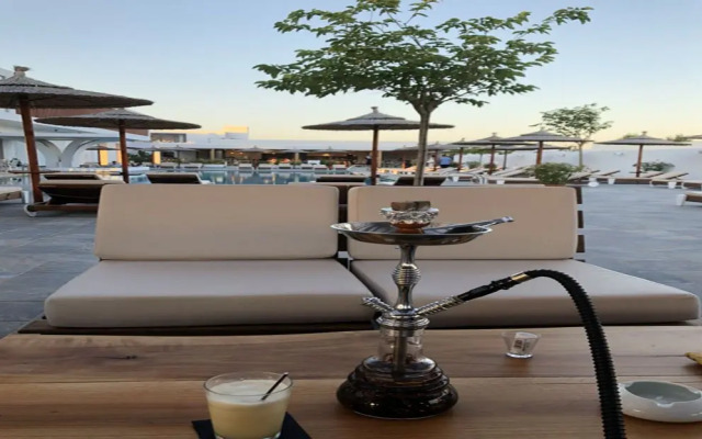 Pearl Beach Hotel