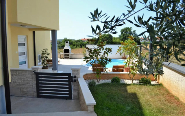 Villa Cera
