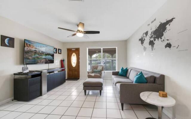 5140 Duplex in Oakland Park