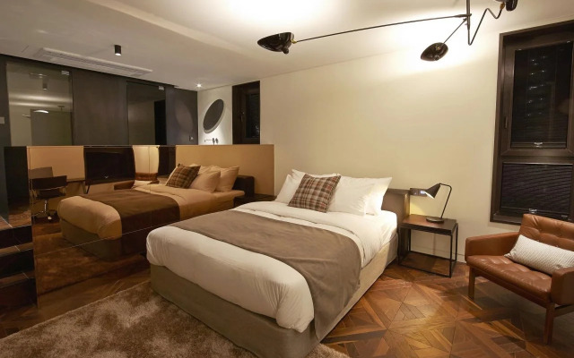 JS The Classic Hotel