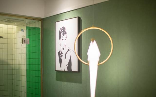 Weiyang Creative Hotel Chongqing Nanbin