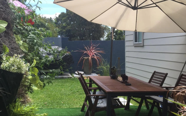 Sydney Executive Garden Apartment