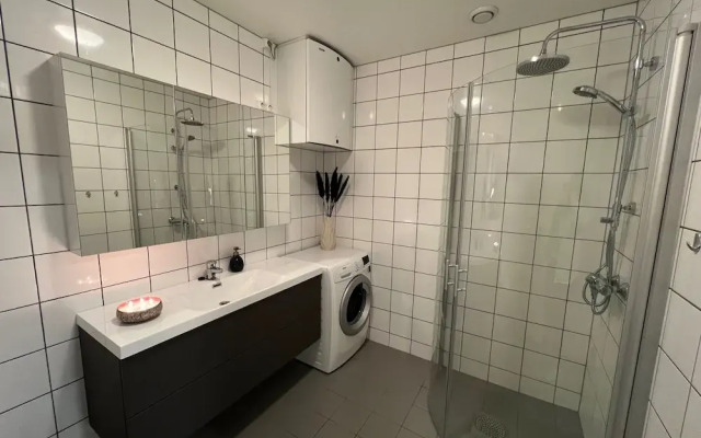 Arctic Aurora Suite in Center of Alta