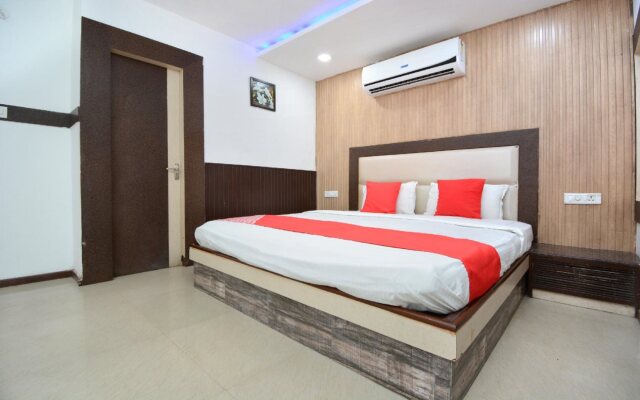 Hotel Sartaj By OYO Rooms