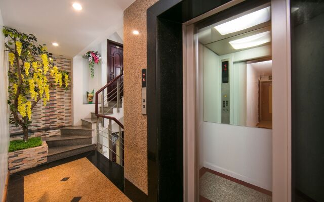 Hanoi Lotus Boutique Hotel