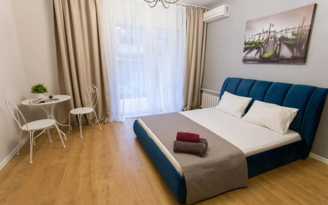 Studio near metro Pushkinska, Universytet - Mayakovskogo str. 5-3