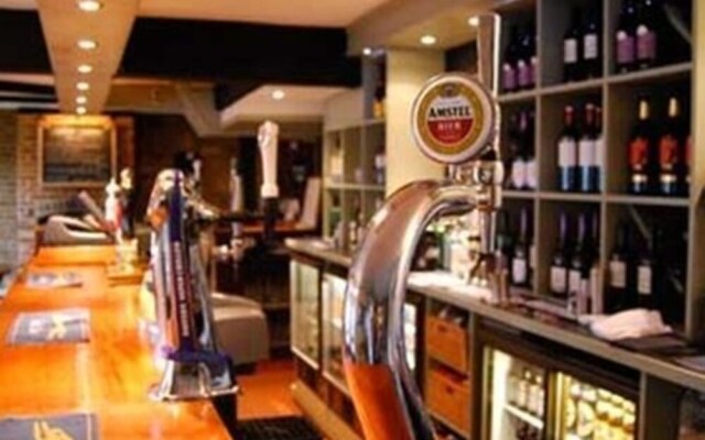 The Somerset Arms