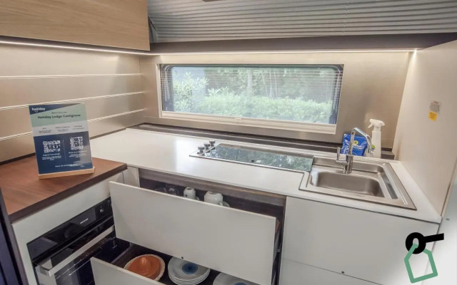 Deluxe - Two Bedroom No.2