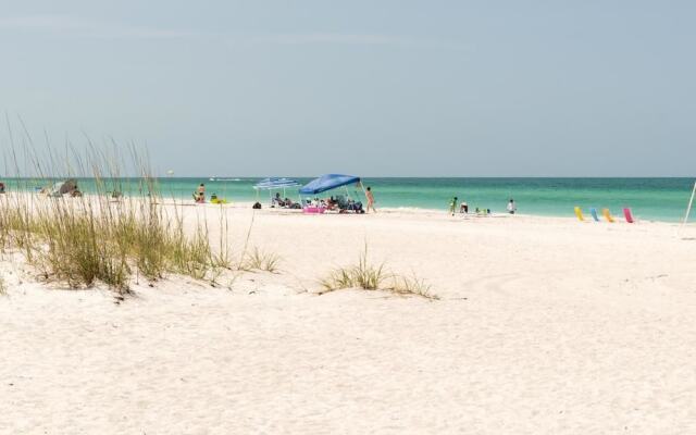 AM Beach Place Unit 3