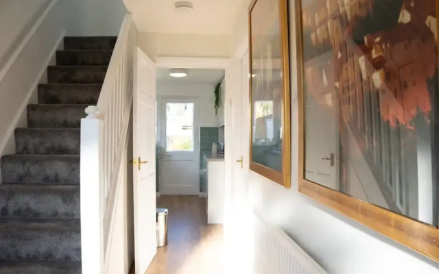 Host Stay Trinity Road