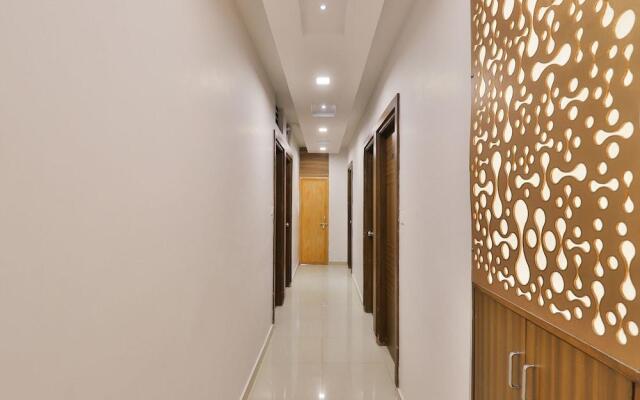 OYO 5476 Hotel Sunrise