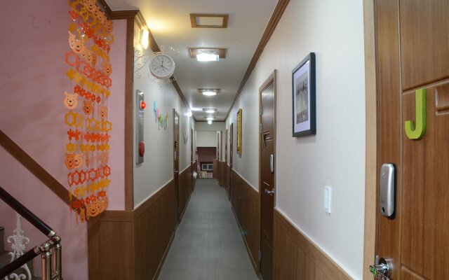 We Guest House - Hostel