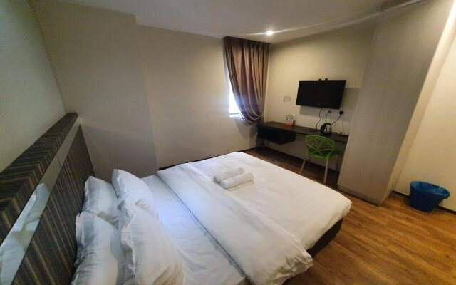 Kino Hotel