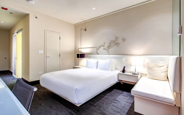 THE MIDLAND HOTEL, Chicago, a Tribute Portfolio Hotel