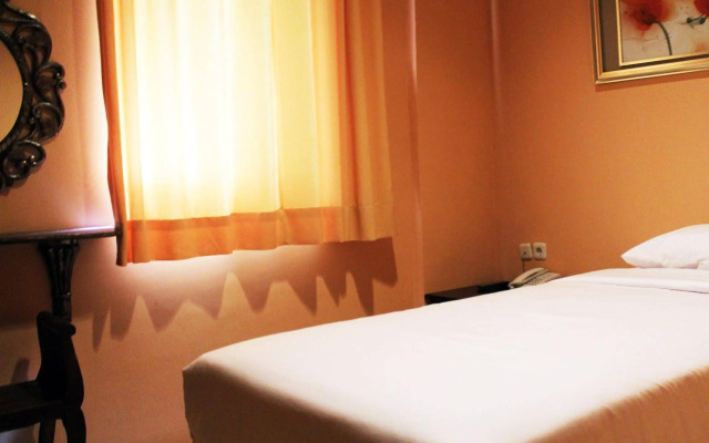Twins Hotel Manggadua