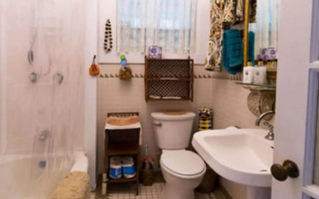 Hale Kawehi B&B Guesthouse