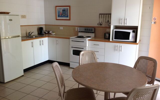 Palm View Holiday Apartments