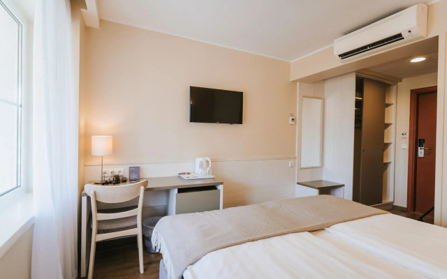 Hestia Hotel Strand