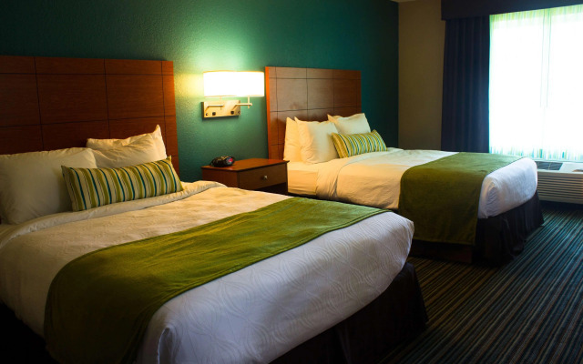 Best Western Plus Menomonie Inn & Suites