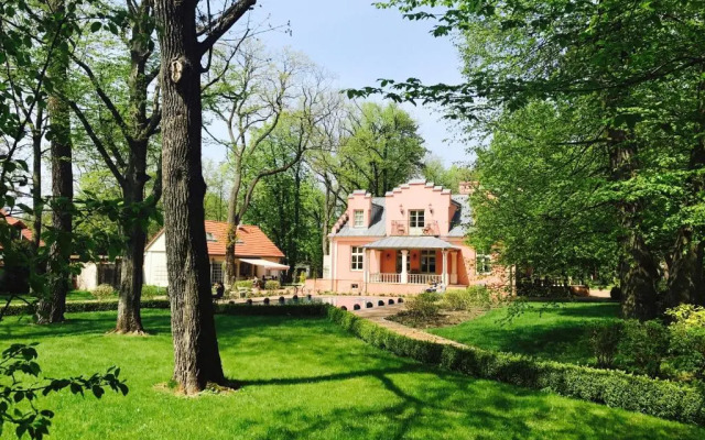 Willa Różana - Ormonde Resorts