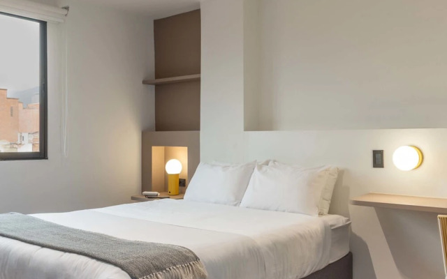 w Impressive 3BR With Balcony in Laureles