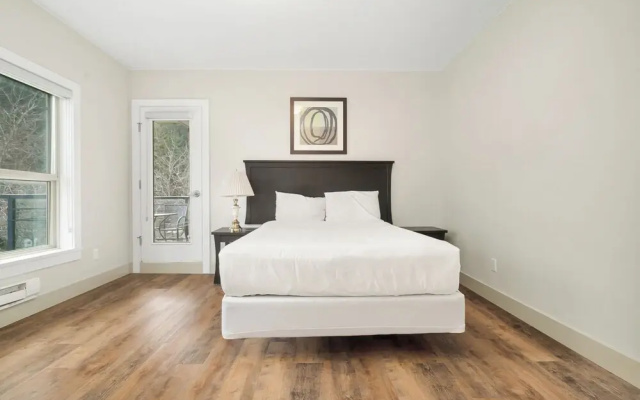 Embrace Serenity Luxe 2BR Suite