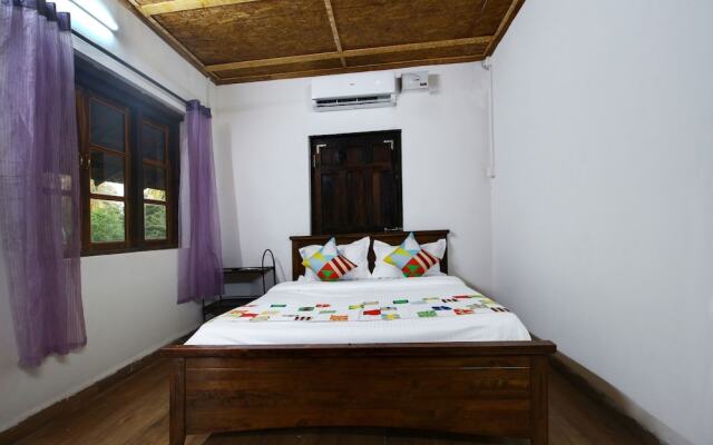 Oyo Home 23417 Elegant Studio