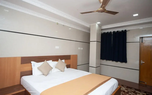 SPOT ON 30656 Sree Padma Residency