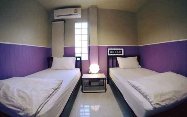 Why Not Hostel and Kitchen