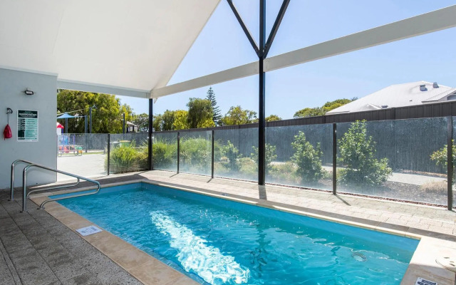 Escape to 64 at Cape View Resort