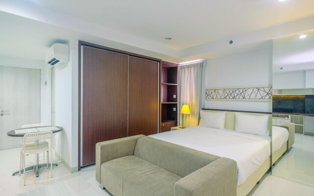 Tranquil Studio Azalea Apartment