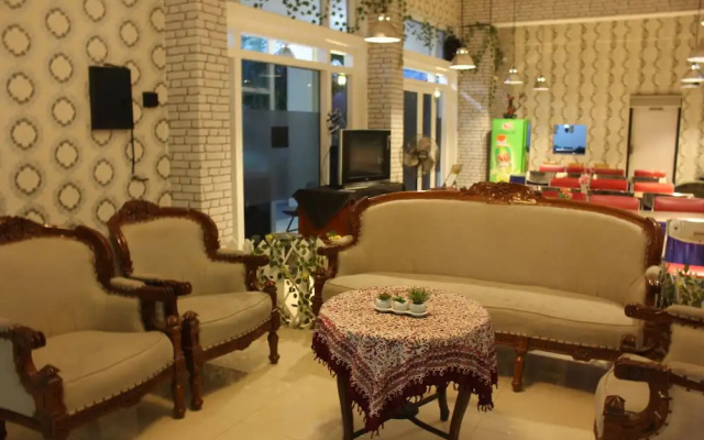 Satya Graha Hotel