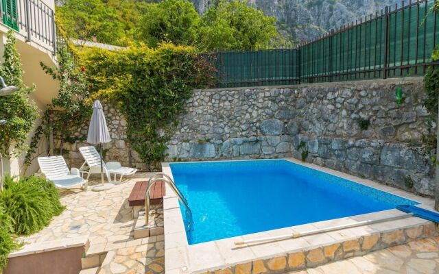 House VILLA BARETIC