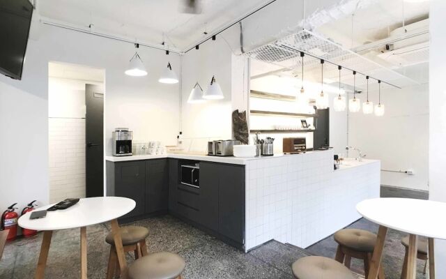 Seoul Cube Itaewon - Hostel