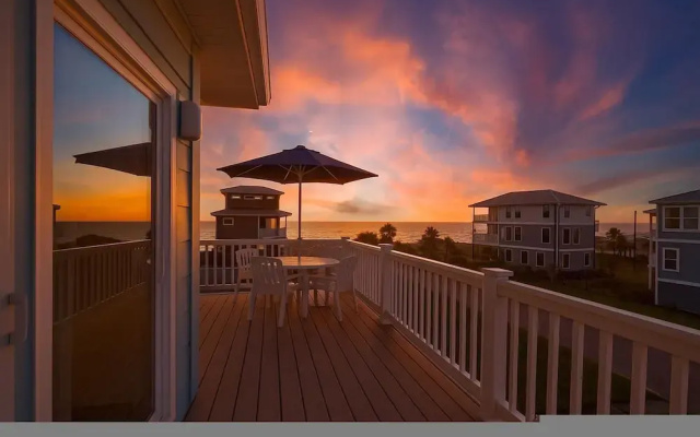 Beachfront 5BR Home With Ocean Views