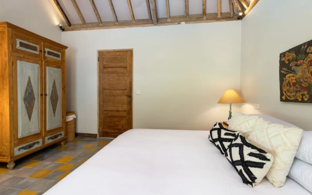 Villa Koyama by Villa Finder