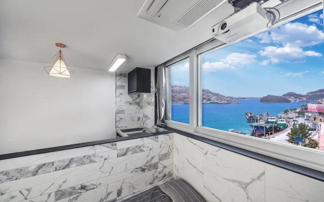 Yeosu Naegamumun Pension