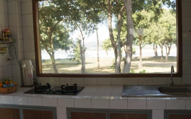 Reun Raem Loogmai Guest House