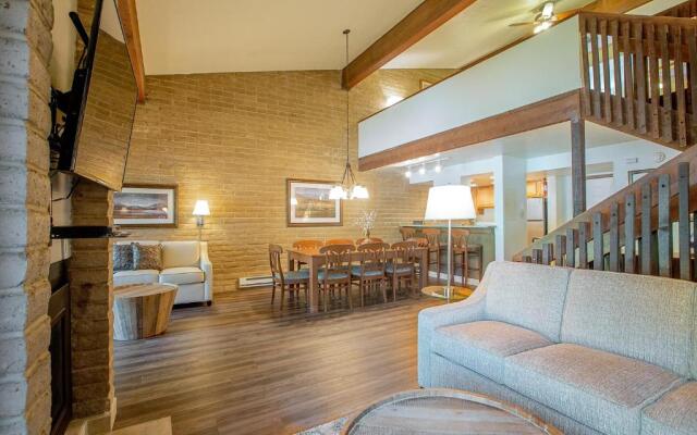 Sandstone Creek Club