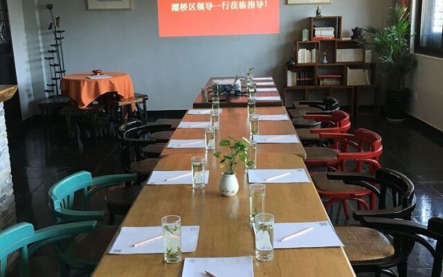 Shiyuan Dengying Inn